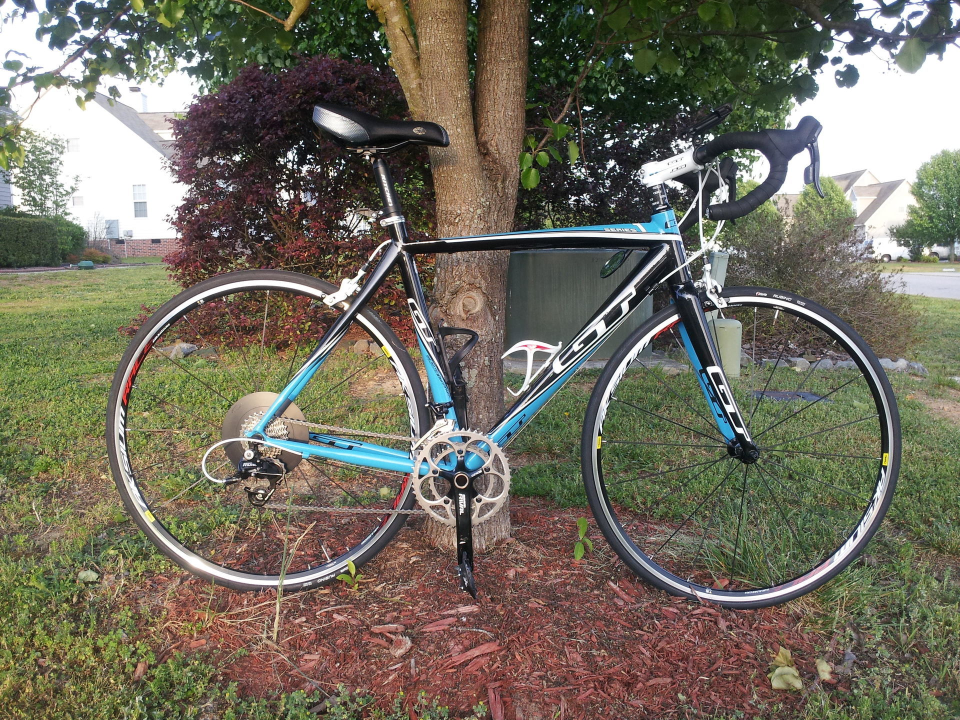 gt series 1 road bike