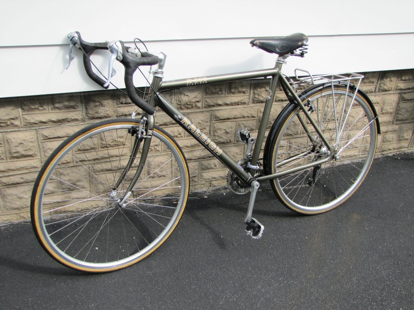 raleigh r300