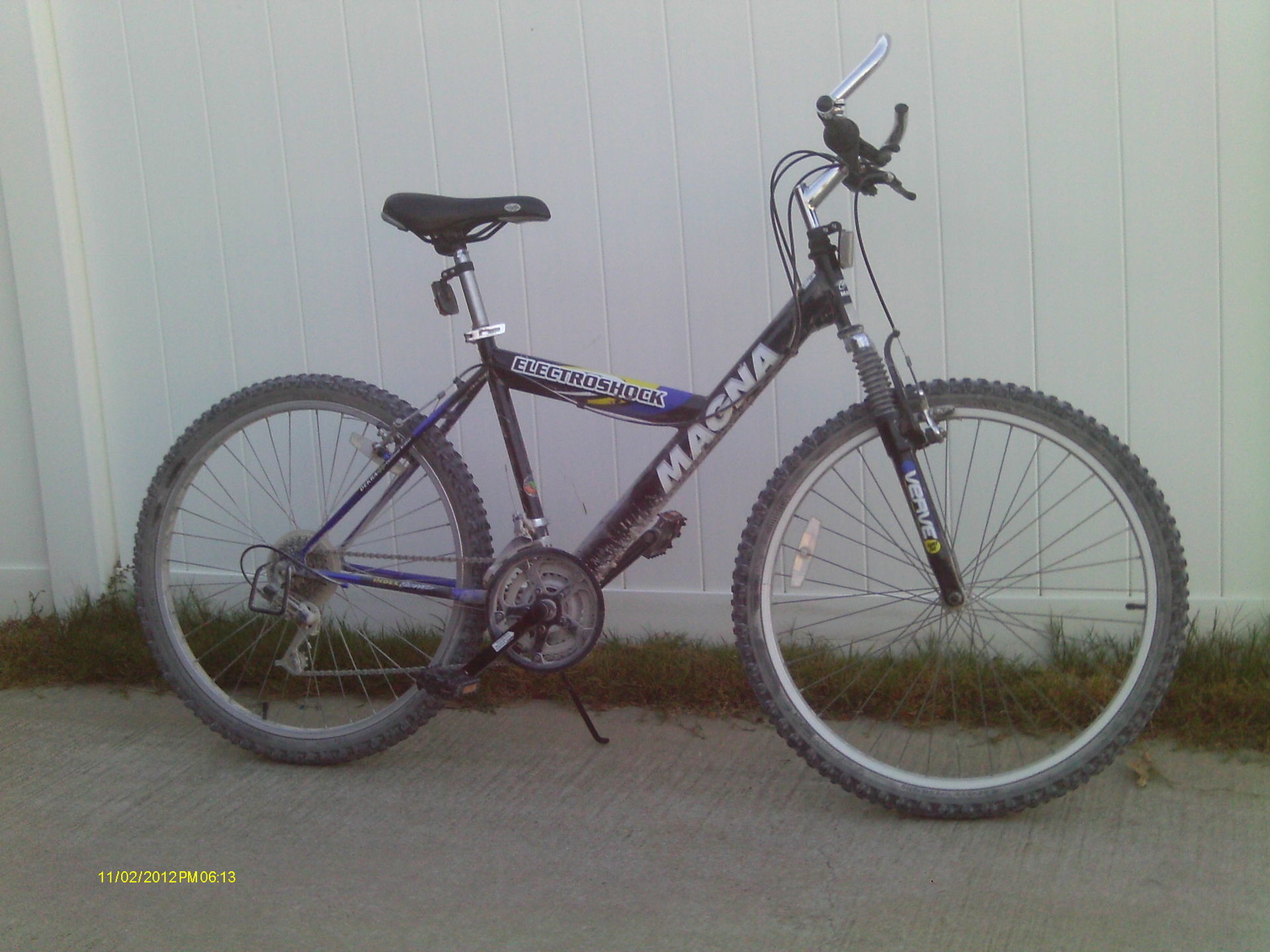 Magna electroshock cheap mountain bike