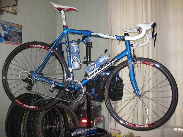 KloppinKlyde s 2005 Cannondale CAAD7 R700 Photo